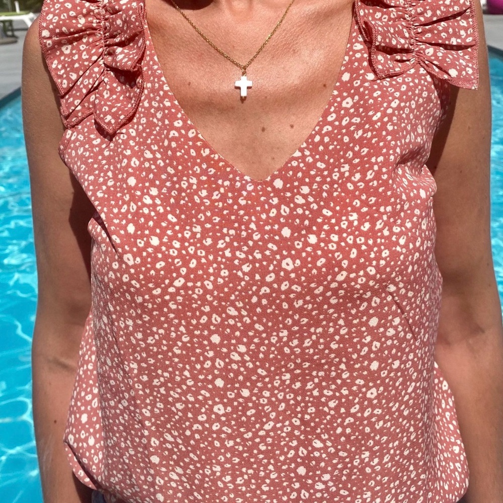Floral Mauve Sleeveless Blouse
